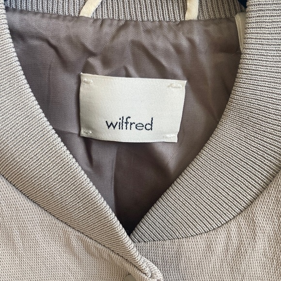 Stylish Wilfred Jacket - Picture 2 of 4